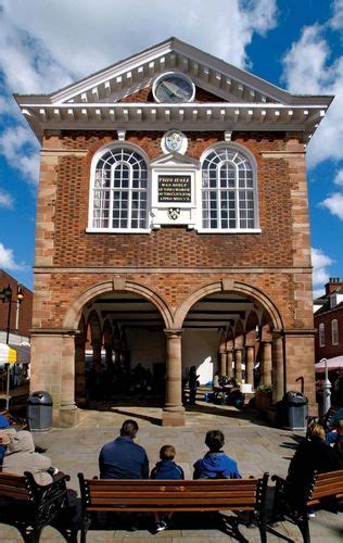 Tamworth (District, United Kingdom) .